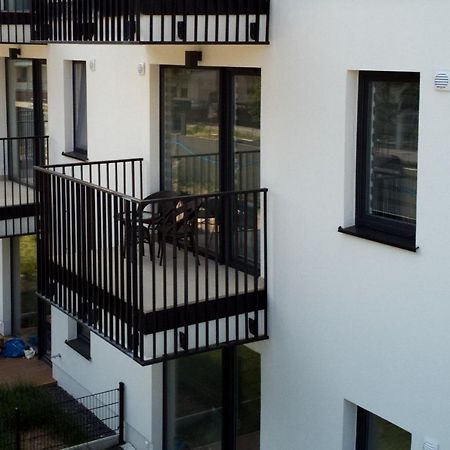 Essence Apartments Sapphire Познань Экстерьер фото